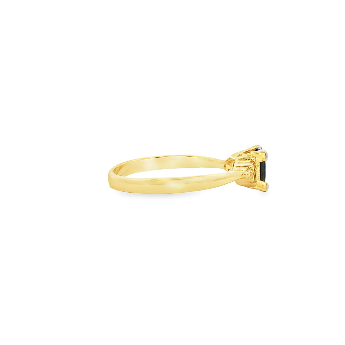 ANILLO SOLITARIO EN ORO 14K CON ZIRCONIA