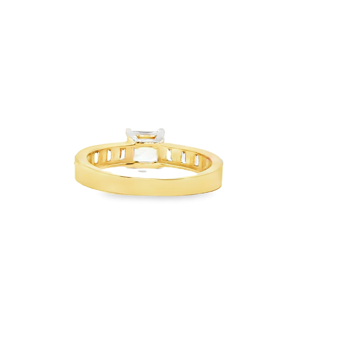 ANILLO EN ORO AMARILLO 14K CON ZIRCONIA