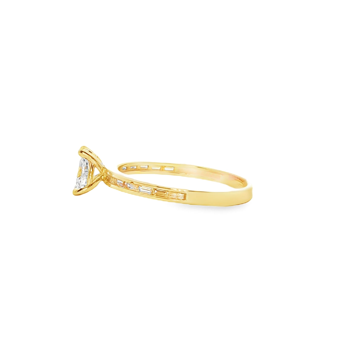 ANILLO SOLITARIO DE ORO AMARILLO 14K CON ZIRCONIA
