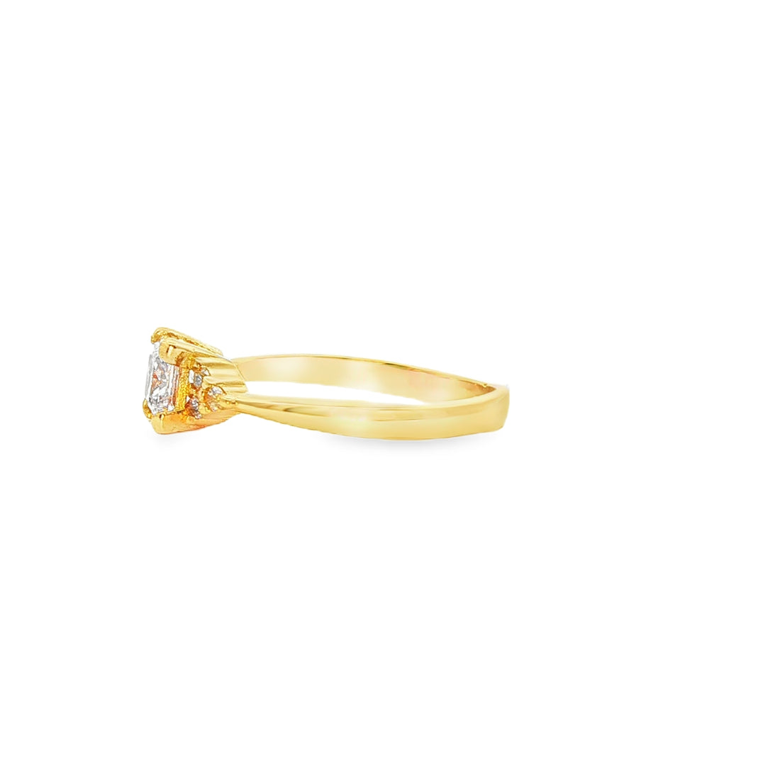 ANILLO SOLITARIO DE ORO AMARILLO 14K CON ZIRCONIA