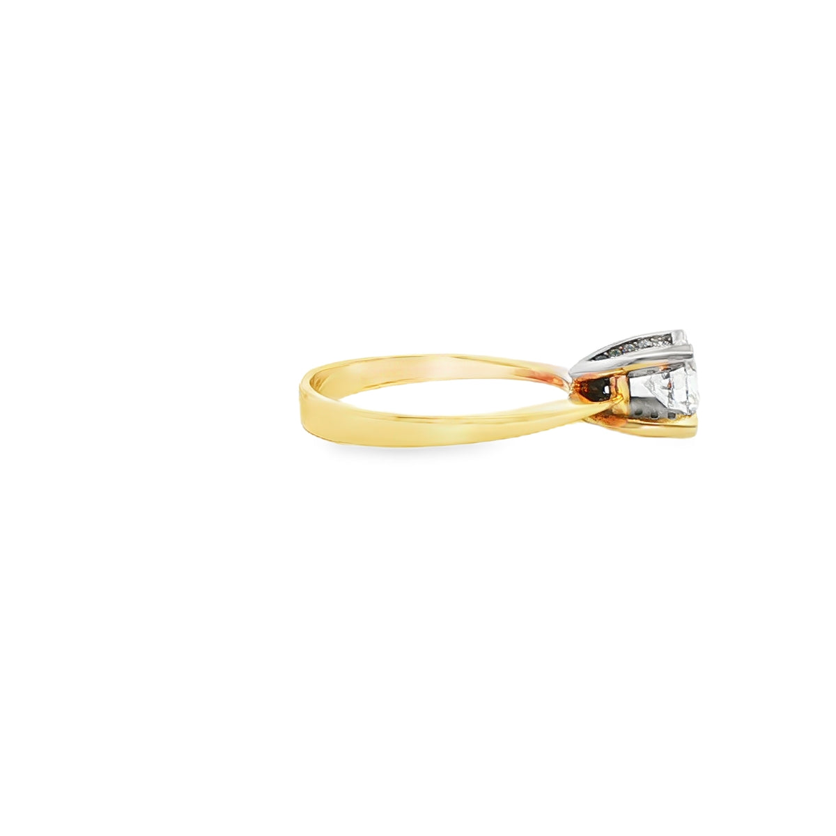 ANILLO DE ORO AMARILLO 14K CON ZIRCONIA