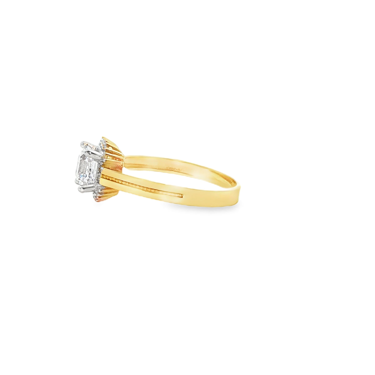 ANILLO SOLITARIO EN ORO AMARILLO 14K CON ZIRCONIA