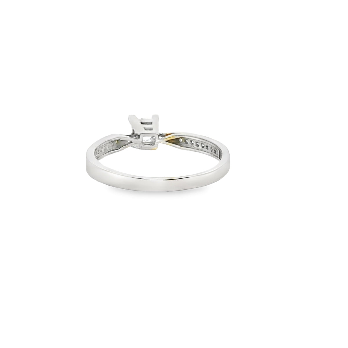 ANILLO SOLITARIO DE ORO BLANCO 14K CON ZIRCONIA DE CRISTAL COMO PIEDRA CENTRAL