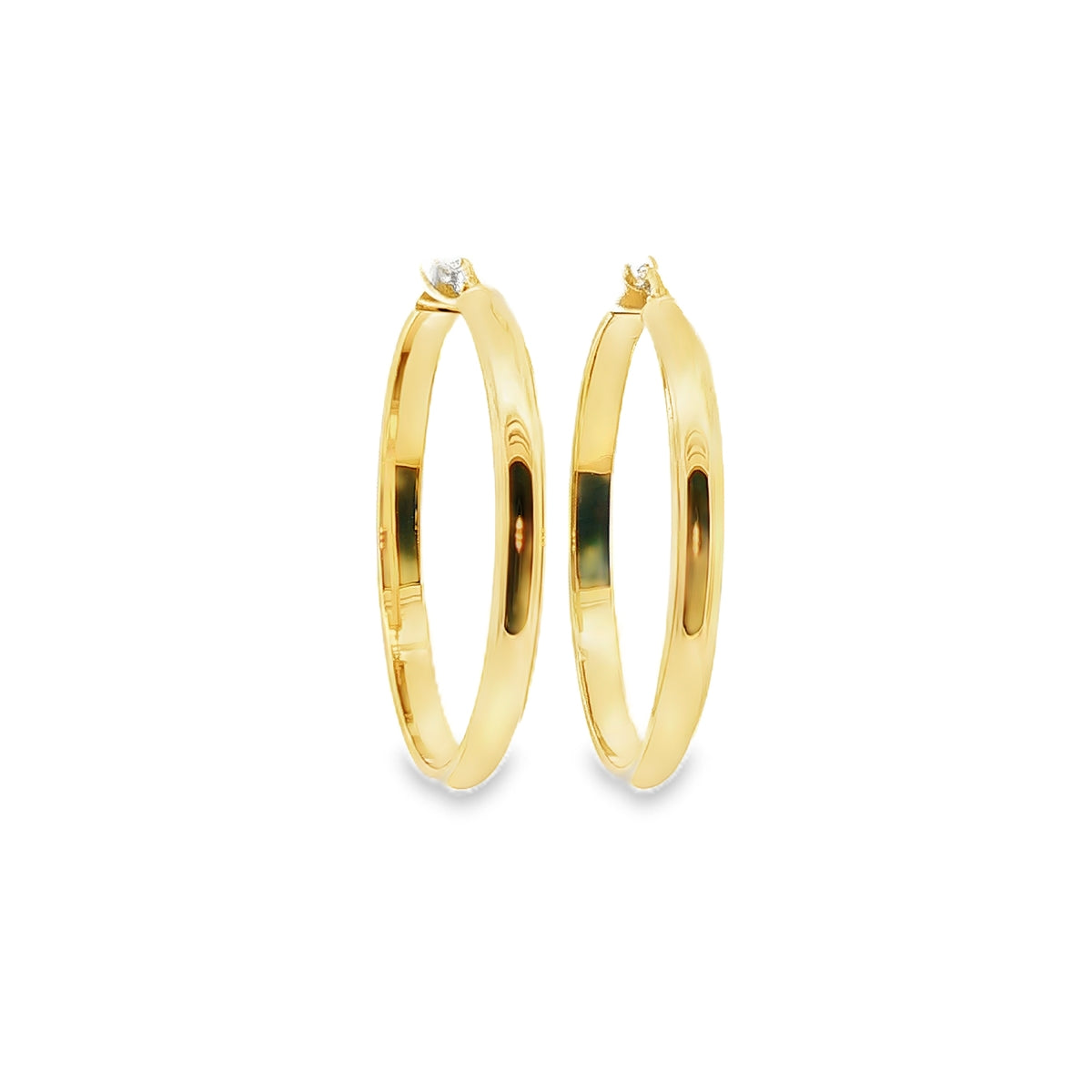 ARRACADAS TIPO ARGOLLA PLANA EN ORO DE 14K