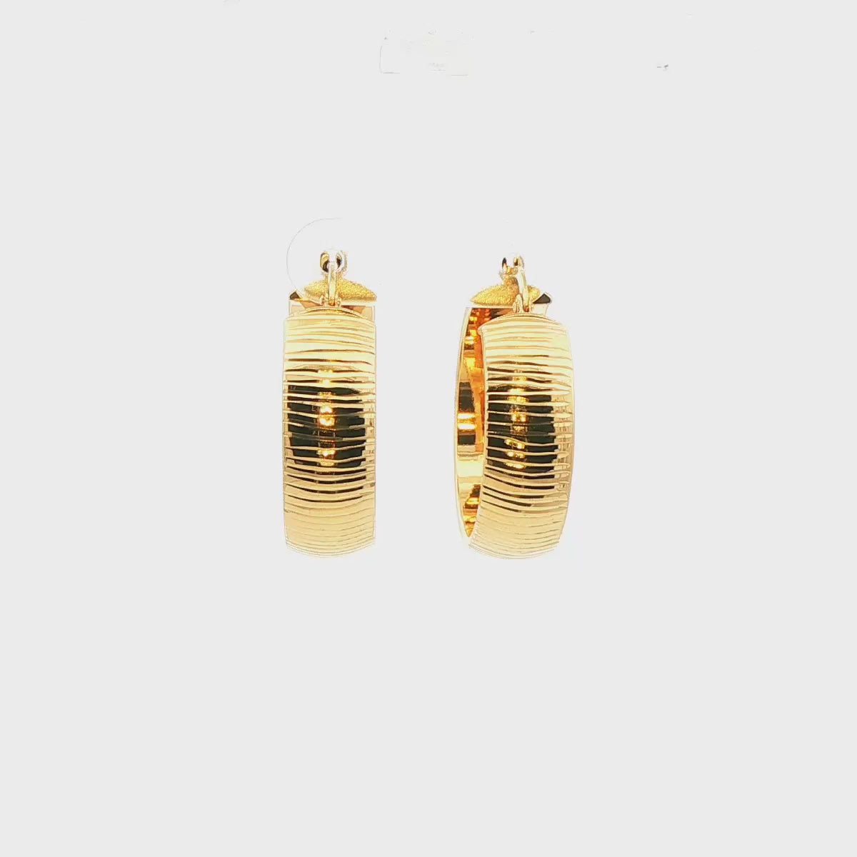 ARRACADAS HUECAS EN ORO DE 14K