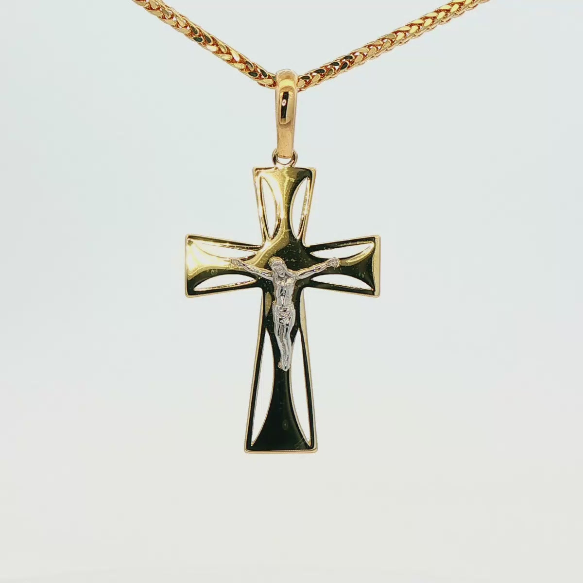 DIJE DE CRUZ EN ORO DE 14K TRES COLORES DISPONIBLES.