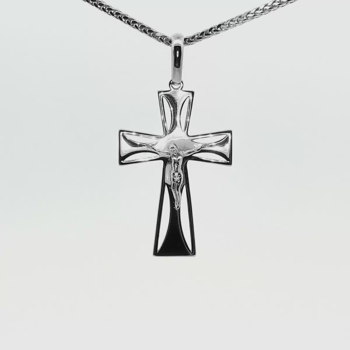 DIJE DE CRUZ EN ORO DE 14K TRES COLORES DISPONIBLES.