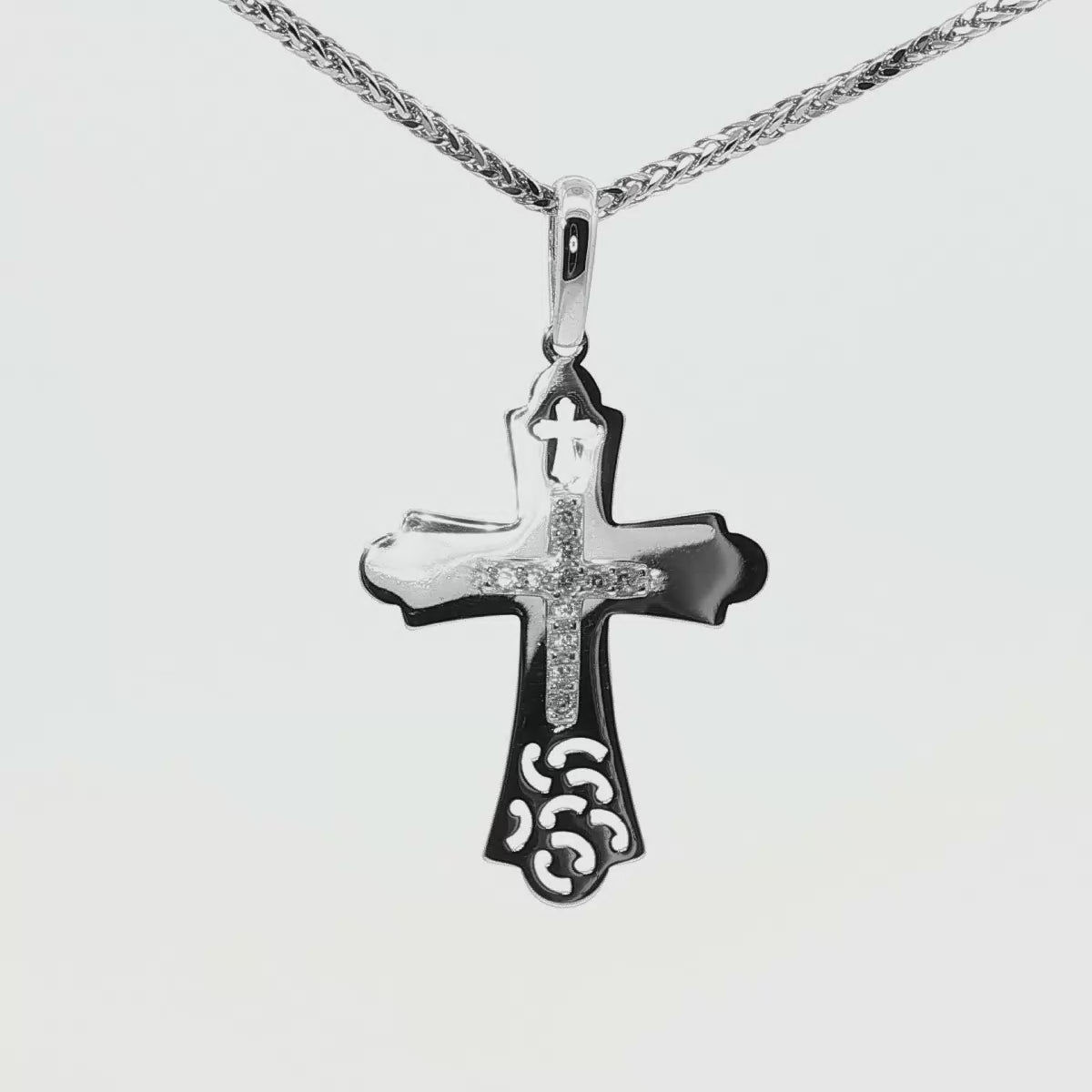 DIJE DE CRUZ EN ORO DE 14K TRES COLORES DISPONIBLES